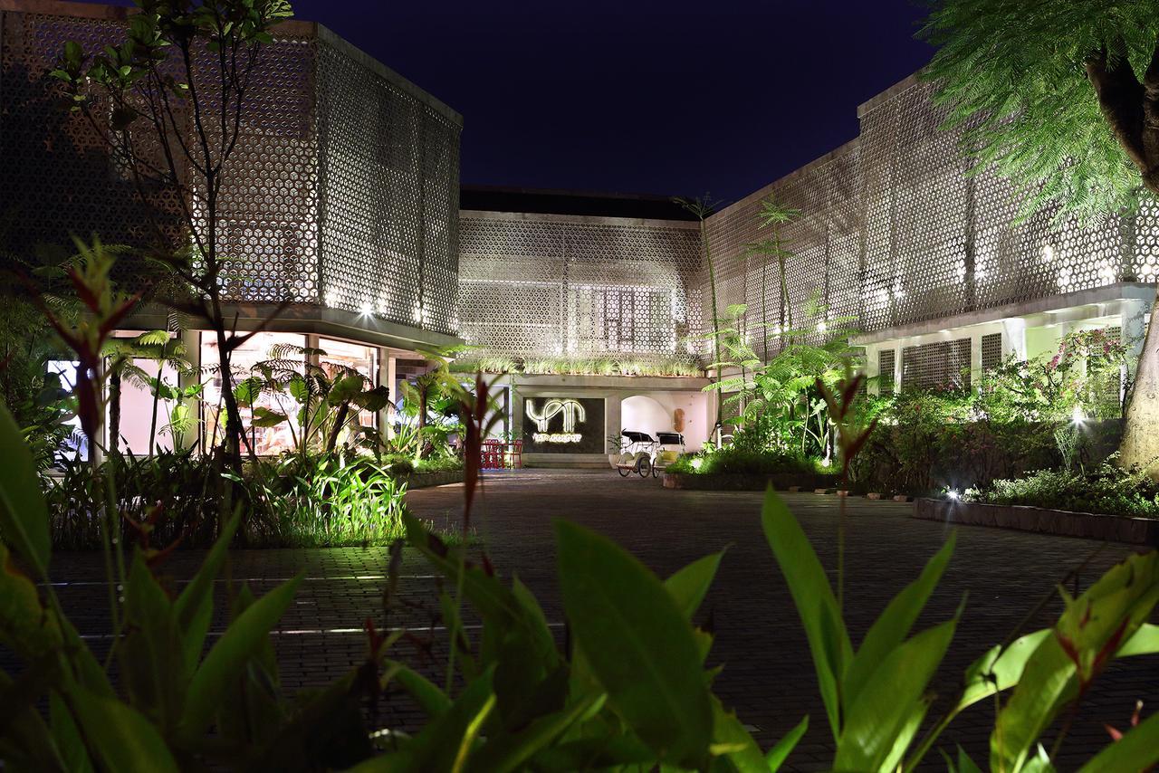 Hotel Yats Colony Yogyakarta Esterno foto